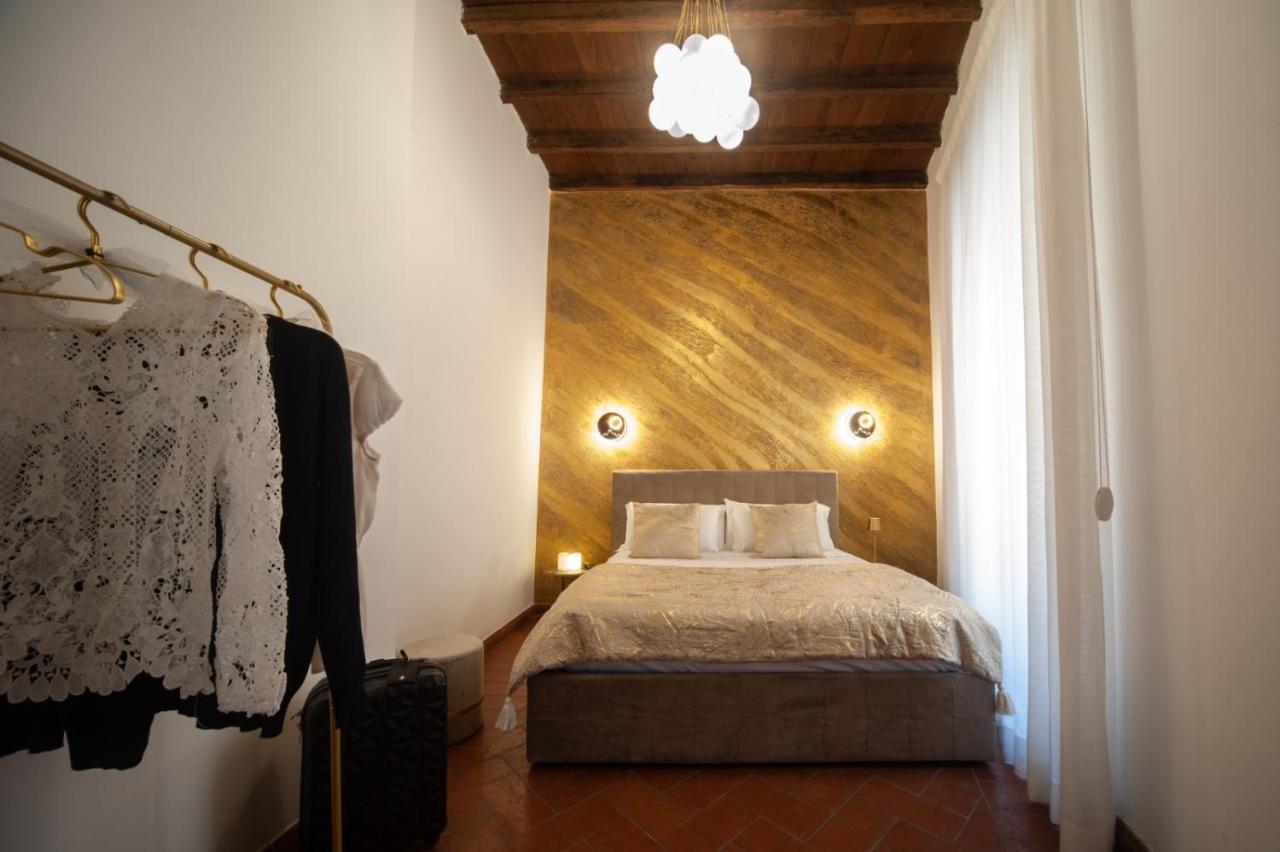 Campo De Fiori Chic Apartment Рим Екстериор снимка