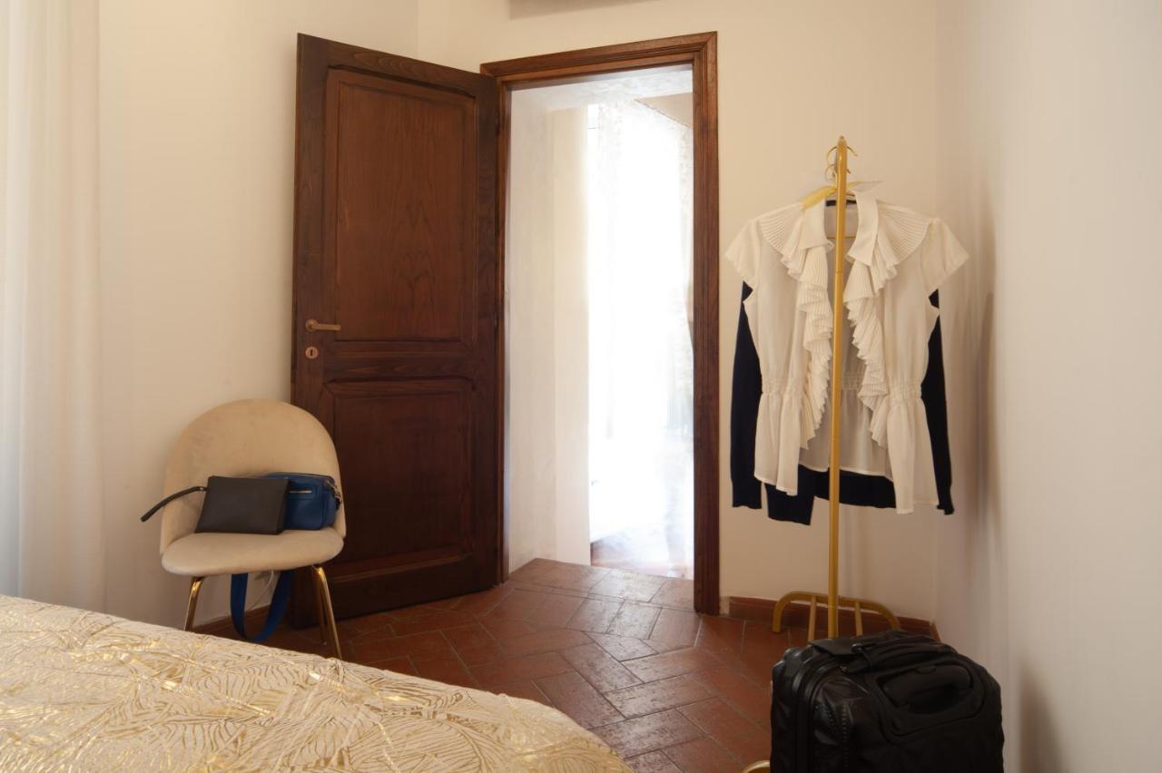 Campo De Fiori Chic Apartment Рим Екстериор снимка