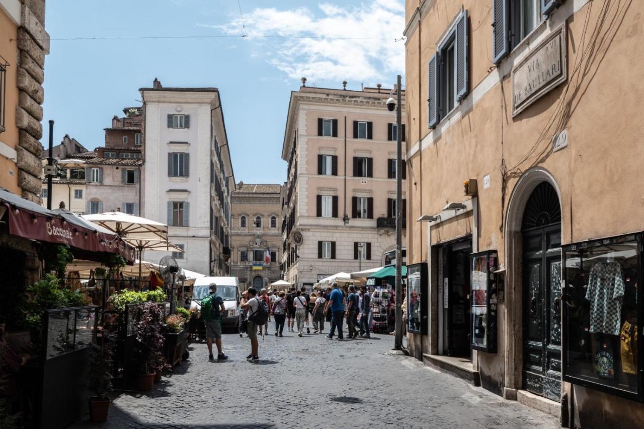 Campo De Fiori Chic Apartment Рим Екстериор снимка