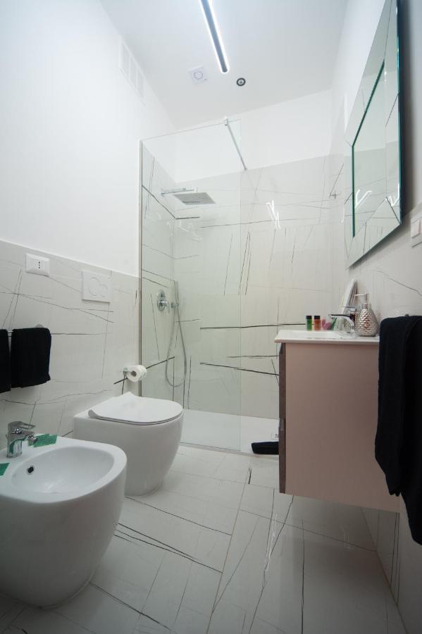 Campo De Fiori Chic Apartment Рим Екстериор снимка