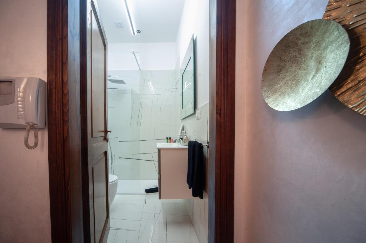 Campo De Fiori Chic Apartment Рим Екстериор снимка