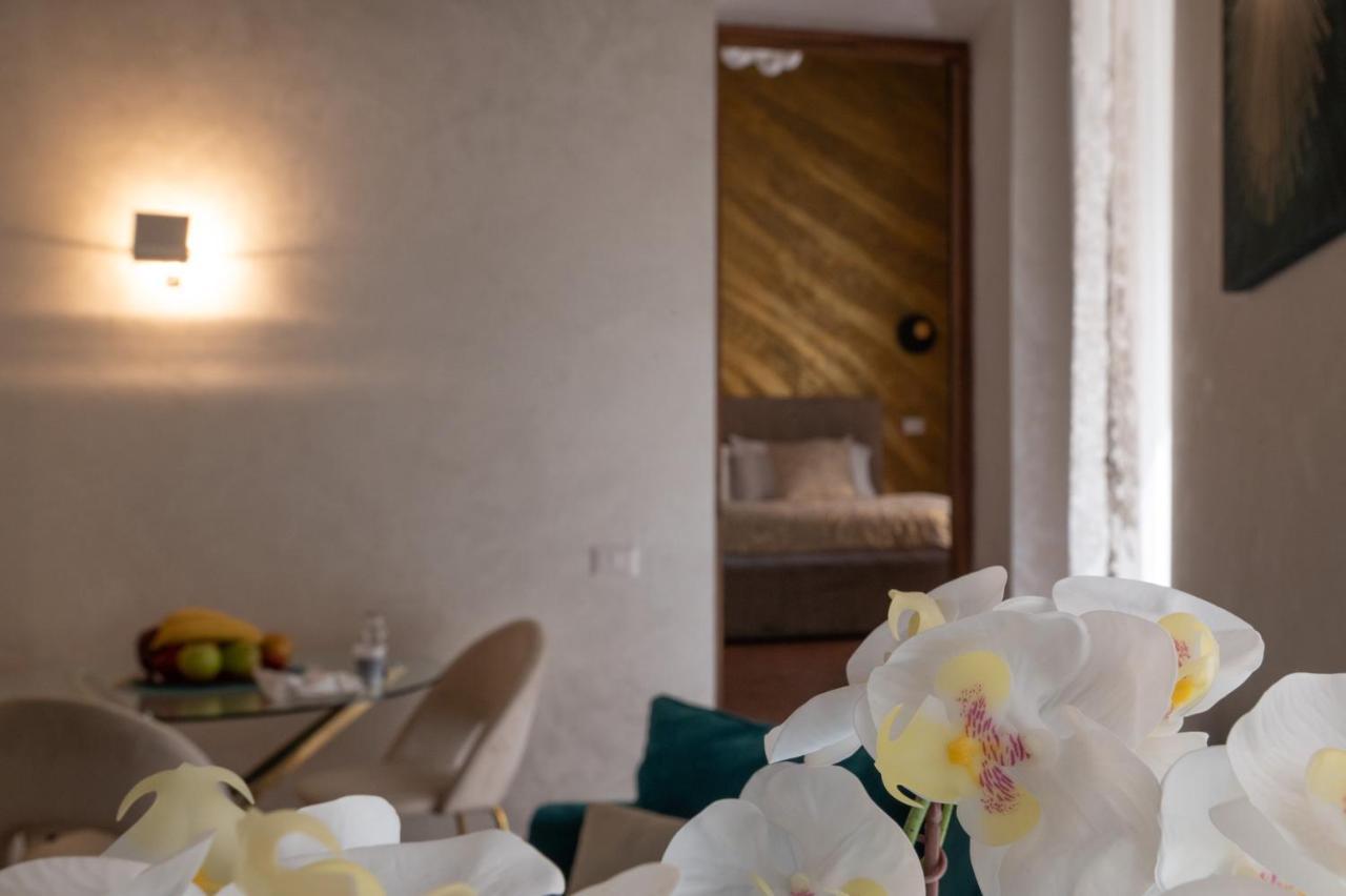 Campo De Fiori Chic Apartment Рим Екстериор снимка