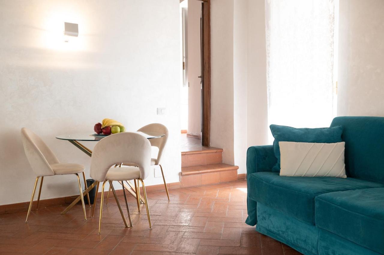 Campo De Fiori Chic Apartment Рим Екстериор снимка