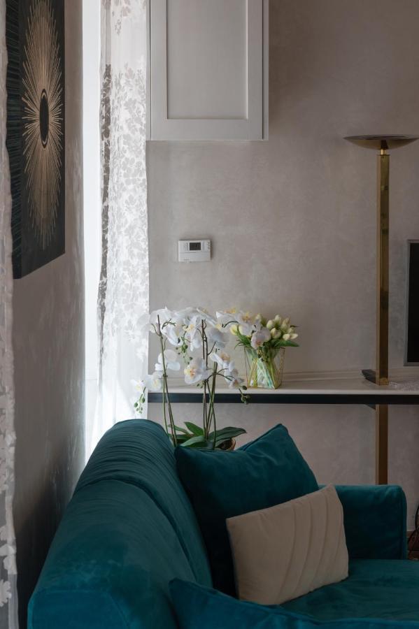 Campo De Fiori Chic Apartment Рим Екстериор снимка